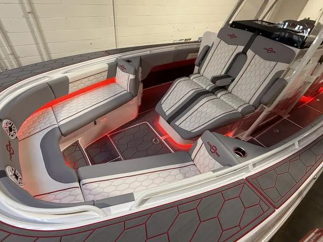 Slide: The Image of Fountain 34SC 2025 - 8