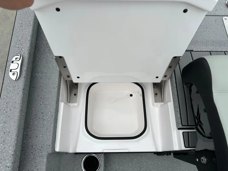 Slide: The Image of Vexus ACX2000 2025 - 31