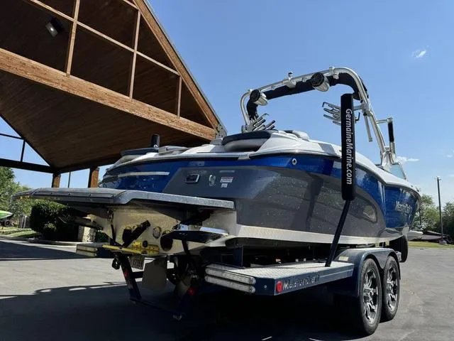 Slide: The Image of MasterCraft X46 2014 - 11