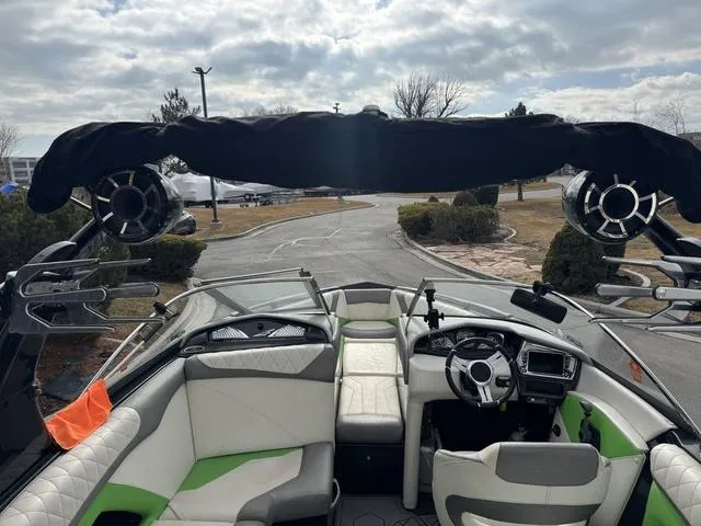 Slide: The Image of Tigé Z1 2015 - 13