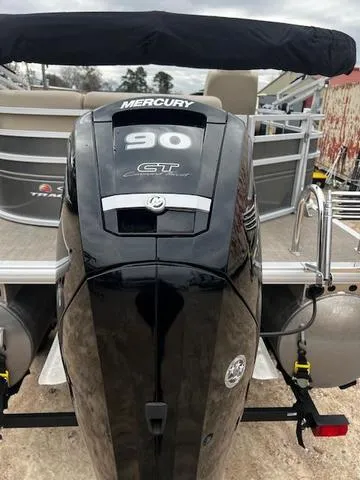 Slide: The Image of 2024 Sun Tracker 20PB with Mercury 90 CT outboard motor, rear view. - 5