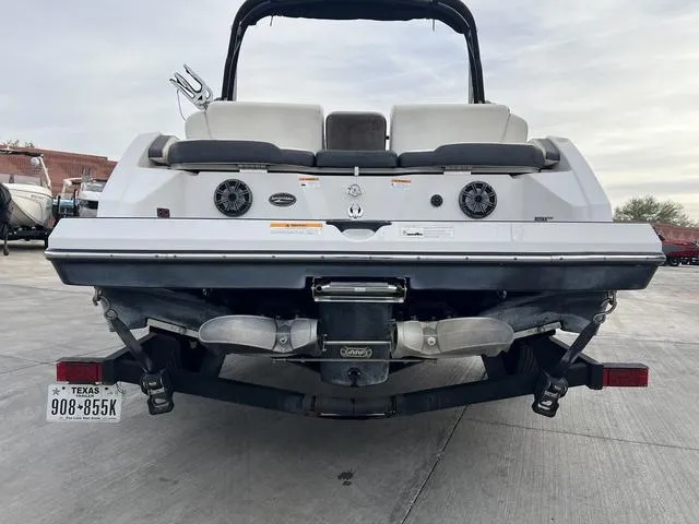 Slide: The Image of Scarab 215 Impulse Wake Edition 2016 - 11