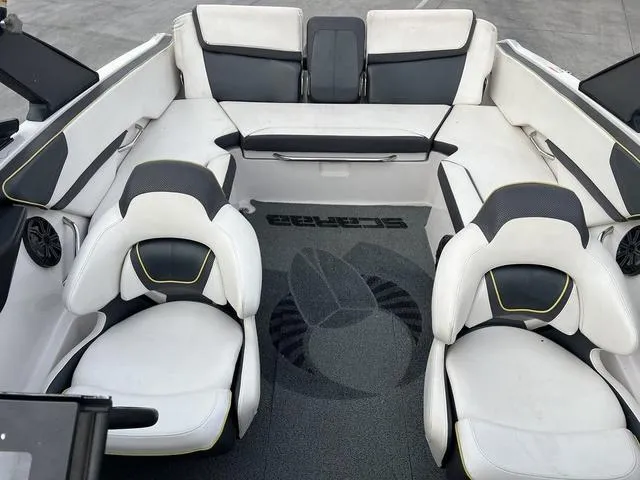 Slide: The Image of Scarab 215 Impulse Wake Edition 2016 - 16