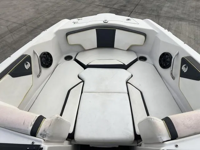 Slide: The Image of Scarab 215 Impulse Wake Edition 2016 - 18