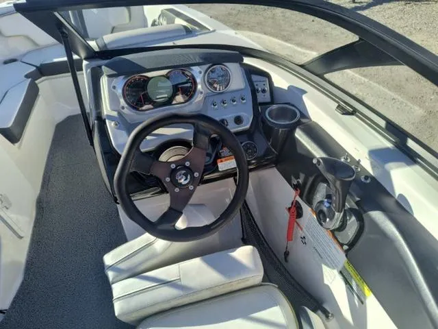 Slide: The Image of Scarab 215 Impulse Wake Edition 2016 - 22