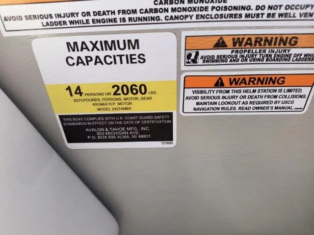 Slide: The Image of Avalon Excalibur LTD Quad Lounge Switch (Non Windshield) 2025 - 14