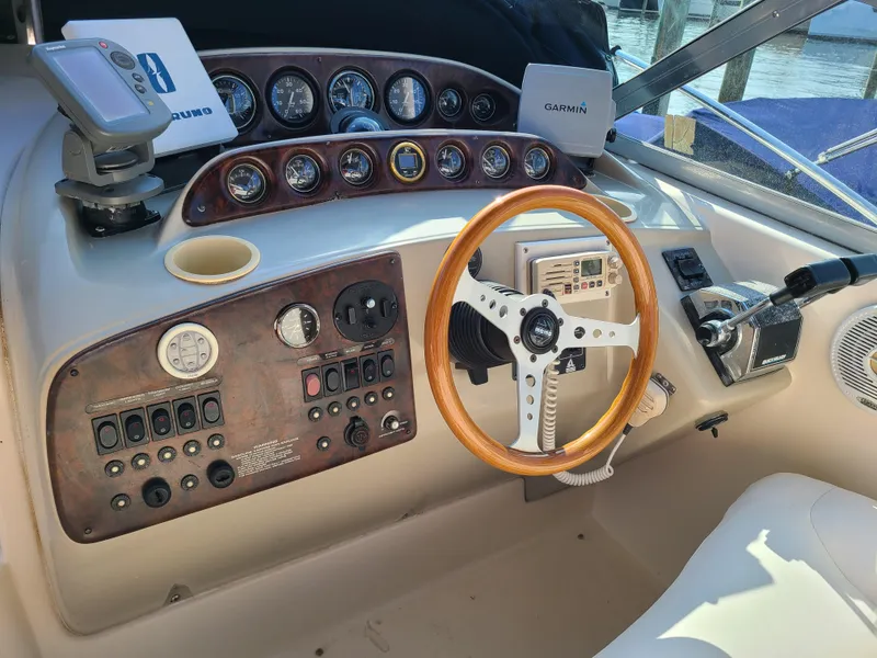 Slide: The Image of Rinker Fiesta Vee 330 2000 - 11