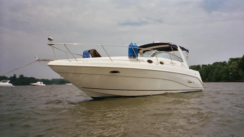 Slide: The Image of Rinker Fiesta Vee 330 2000 - 5