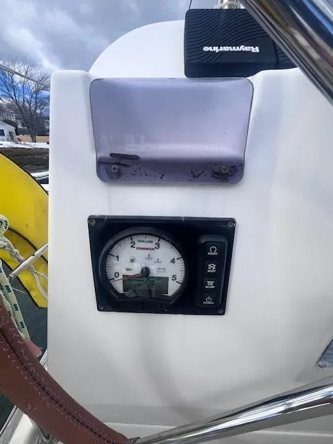 Slide: The Image of Nautitech 402 control panel with gauge and buttons, 2011 model. - 42