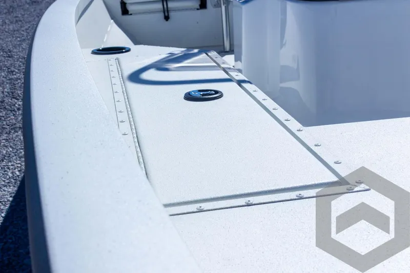 Slide: The Image of 2025 G3 Bay 21 GX boat deck, featuring sleek design and modern fixtures. - 36