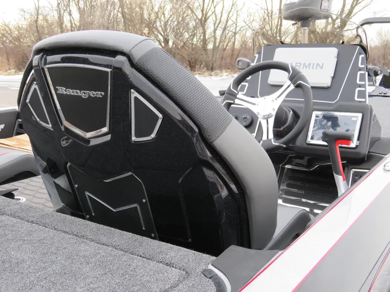 Slide: The Image of 2025 Ranger Z519R Cup-Equipped boat interior with advanced Garmin navigation system. - 5