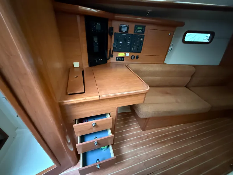 Slide: The Image of Hunter e36 2011 - 100