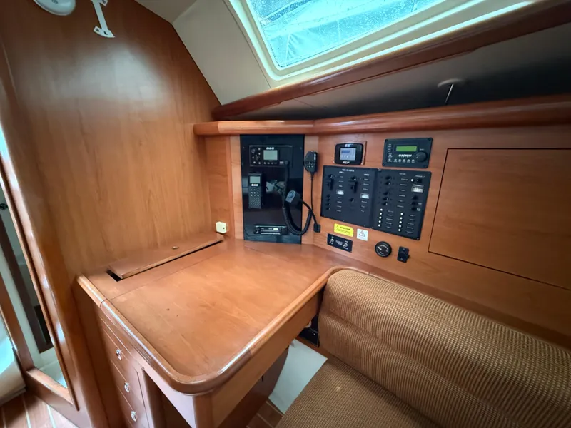 Slide: The Image of Hunter e36 2011 - 120