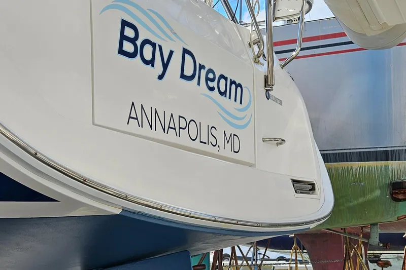 Slide: The Image of Hunter e36 sailboat "Bay Dream" docked in Annapolis, MD, 2011 model. - 19