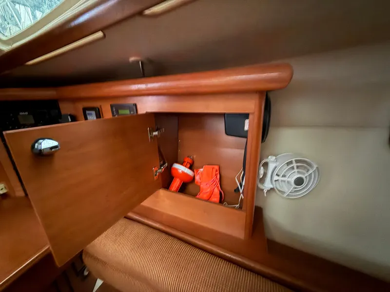 Slide: The Image of Hunter e36 2011 - 98