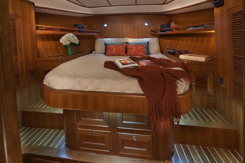 Slide: The Image of Master Stateroom - 17