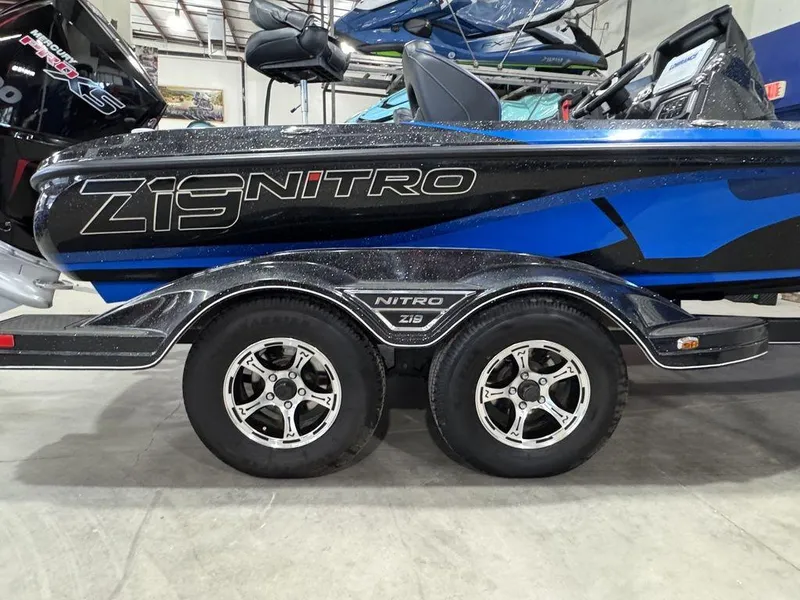 Slide: The Image of Nitro Z19 Pro 2022 - 60