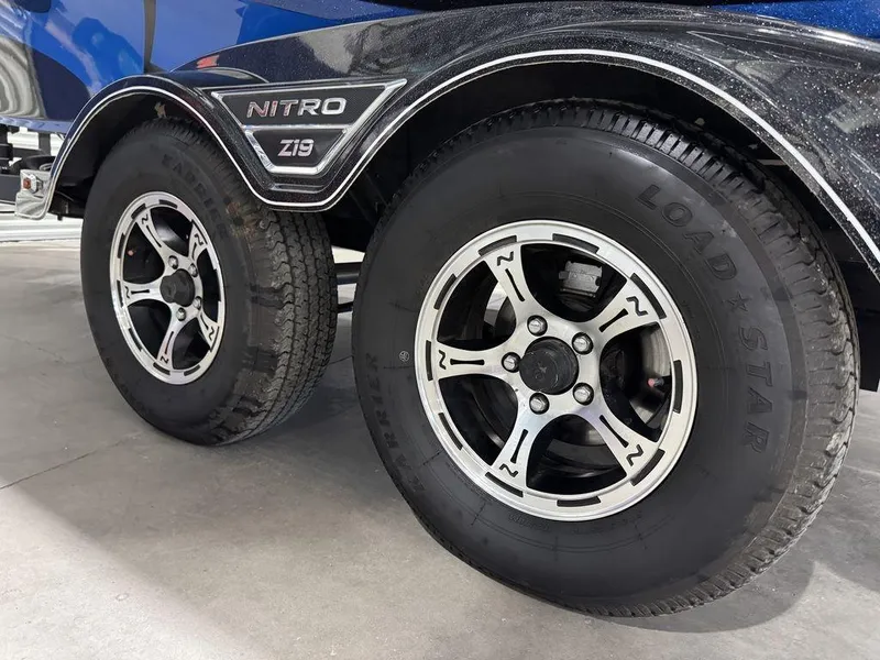 Slide: The Image of Nitro Z19 Pro 2022 - 72