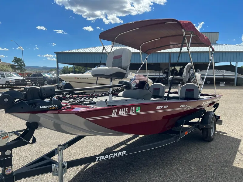 Slide: The Image of Tracker Pro 170 2017 - 42