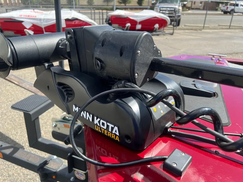 Slide: The Image of Tracker Pro 170 2017 - 43