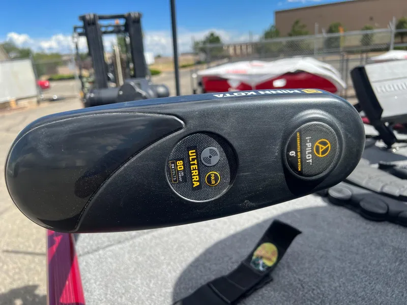 Slide: The Image of Tracker Pro 170 2017 - 44