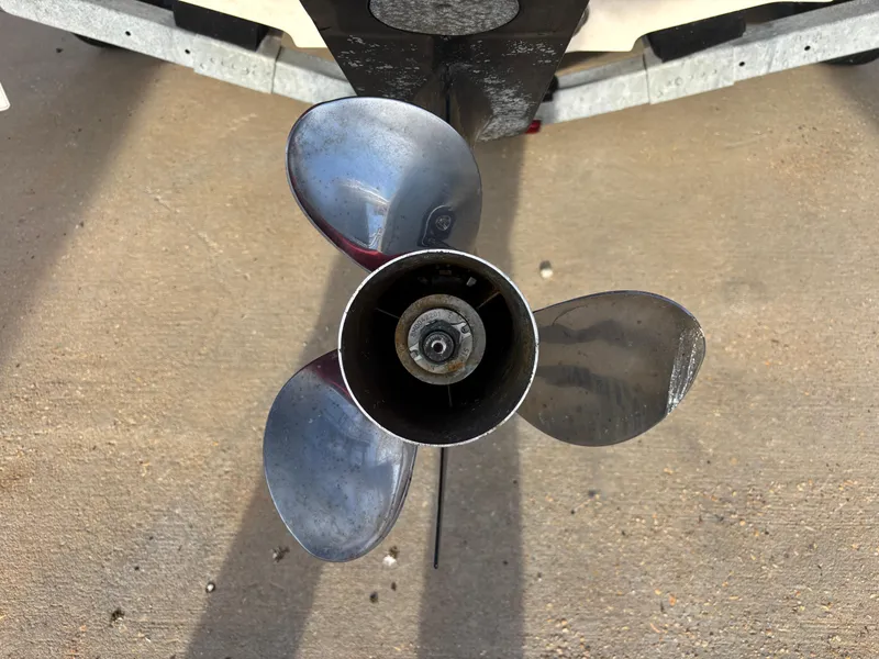 Slide: The Image of Sea Ray 205 Sport 2014 - 51