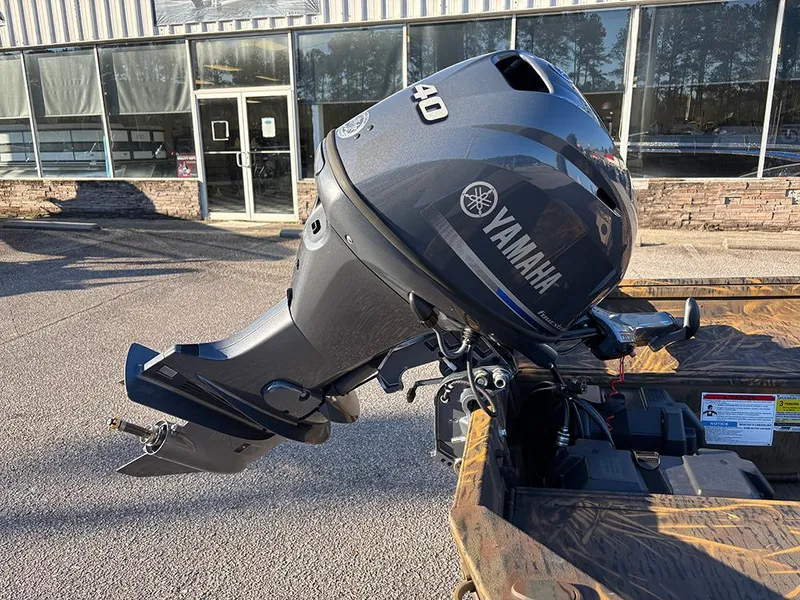 Slide: The Image of 2025 G3 Gator Tough 16 FL with Yamaha 40 outboard motor in outdoor setting. - 19