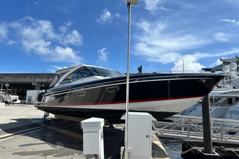 Slide: The Image of Formula 430 Super Sport Crossover 2017 - 1