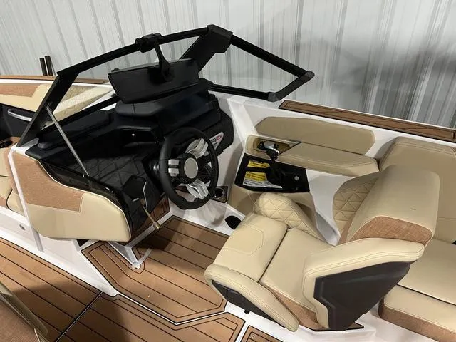 Slide: The Image of Correct Craft Super Air Nautique GS20 2025 - 21