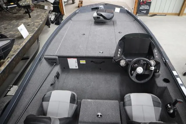 Slide: The Image of Crestliner XF 18 Bass 2025 - 11