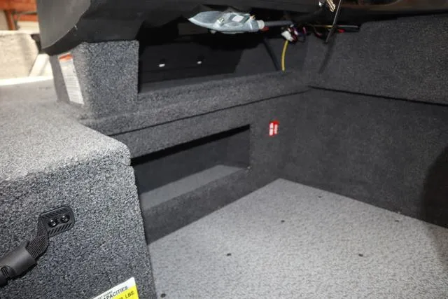 Slide: The Image of Crestliner 1650 HAWK SC JS 2025 - 20