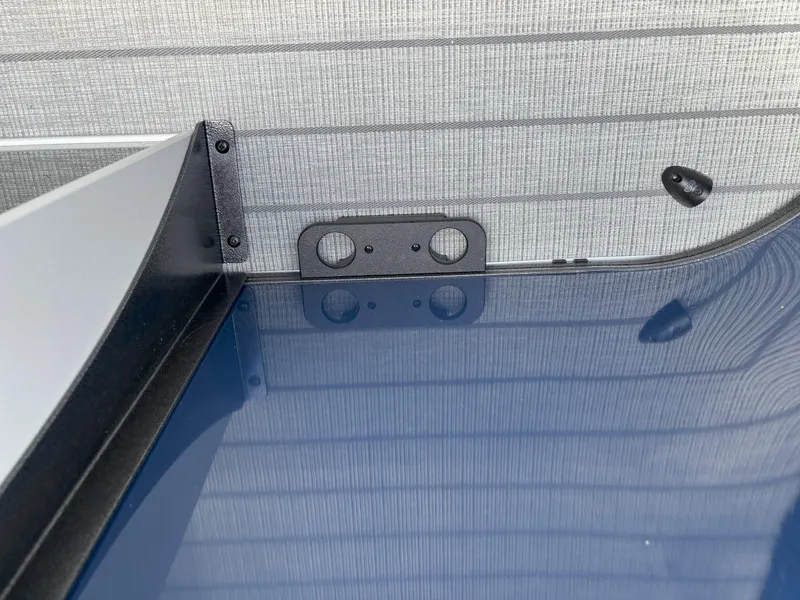 Slide: The Image of Bentley Pontoons Fish 200 4 PT 2025 - 12