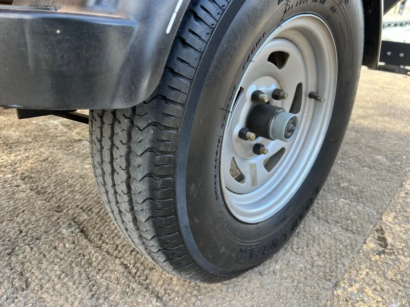 Slide: The Image of Tracker Pro 160 2019 - 71