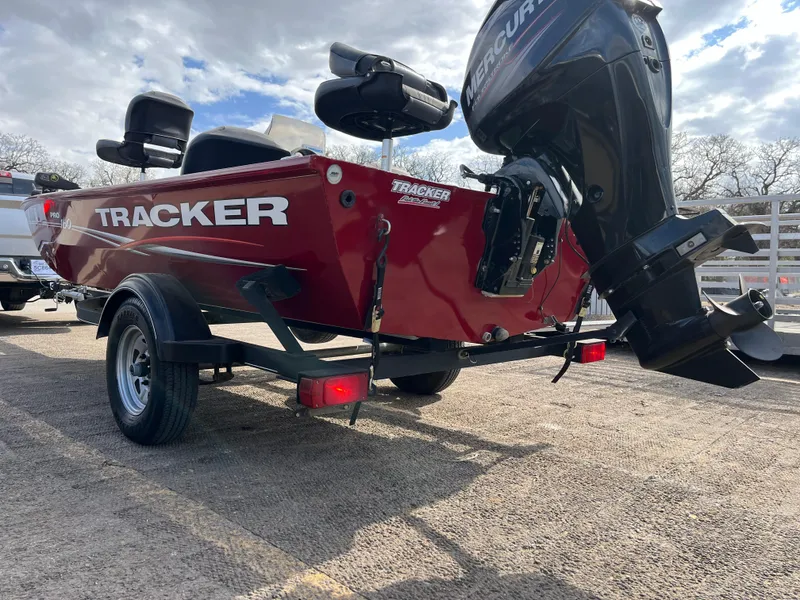 Slide: The Image of Tracker Pro 160 2019 - 73