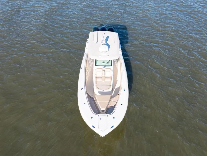 Slide: The Image of Scout 355 LXF 2019 - 26