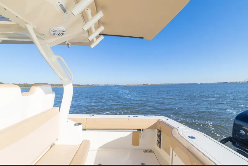 Slide: The Image of Scout 355 LXF 2019 - 59