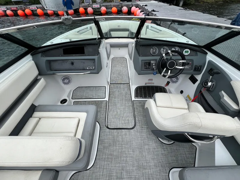 Slide: The Image of Cobalt CS23 Surf 2020 - 15