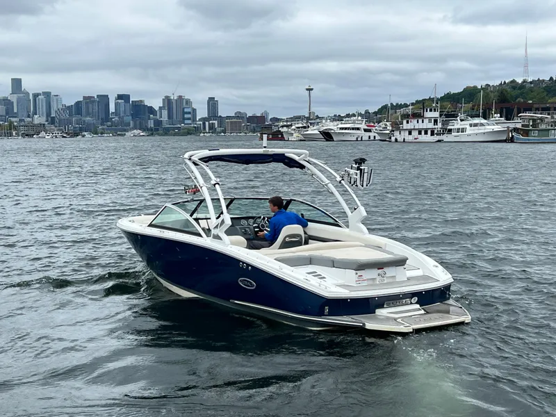 Slide: The Image of Cobalt CS23 Surf 2020 - 3