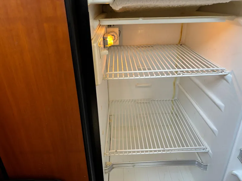 Slide: The Image of Silverton 38 Sport Bridge 2005 - 12