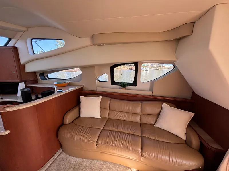 Slide: The Image of Silverton 38 Sport Bridge 2005 - 24