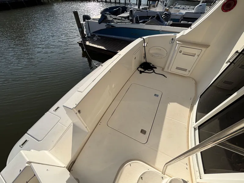 Slide: The Image of Silverton 38 Sport Bridge 2005 - 41