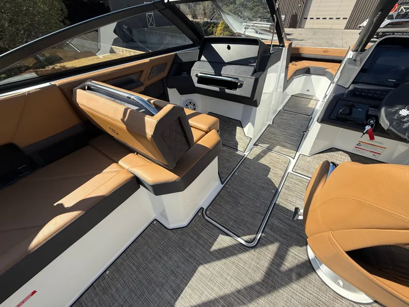 Slide: The Image of Cobalt R4 2025 - 753