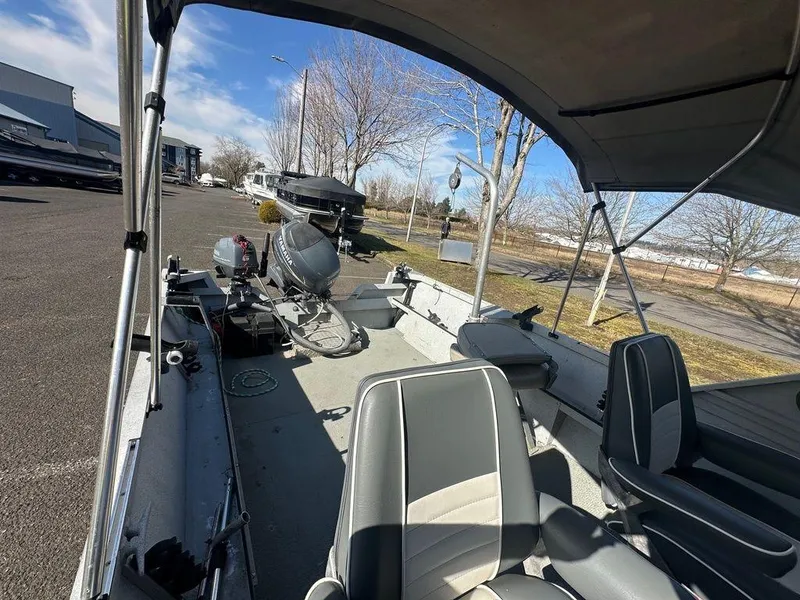 Slide: The Image of Fish Rite FishRite 17 Rouge 2003 - 6