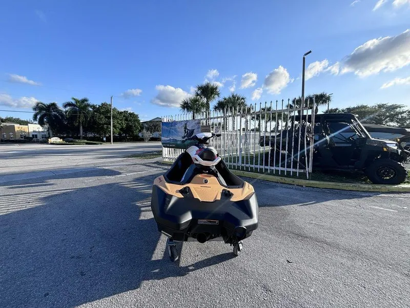 Slide: The Image of Sea-Doo Spark Trixx for 3 2025 - 5