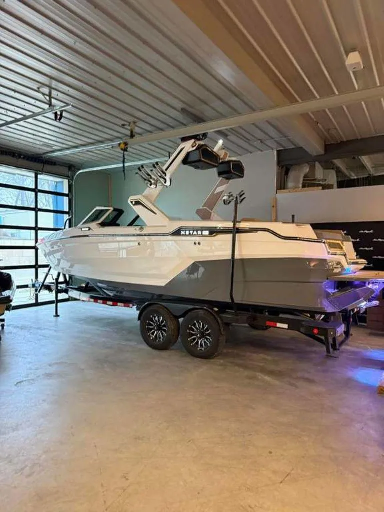 Slide: The Image of MasterCraft XStar 23 2025 - 0