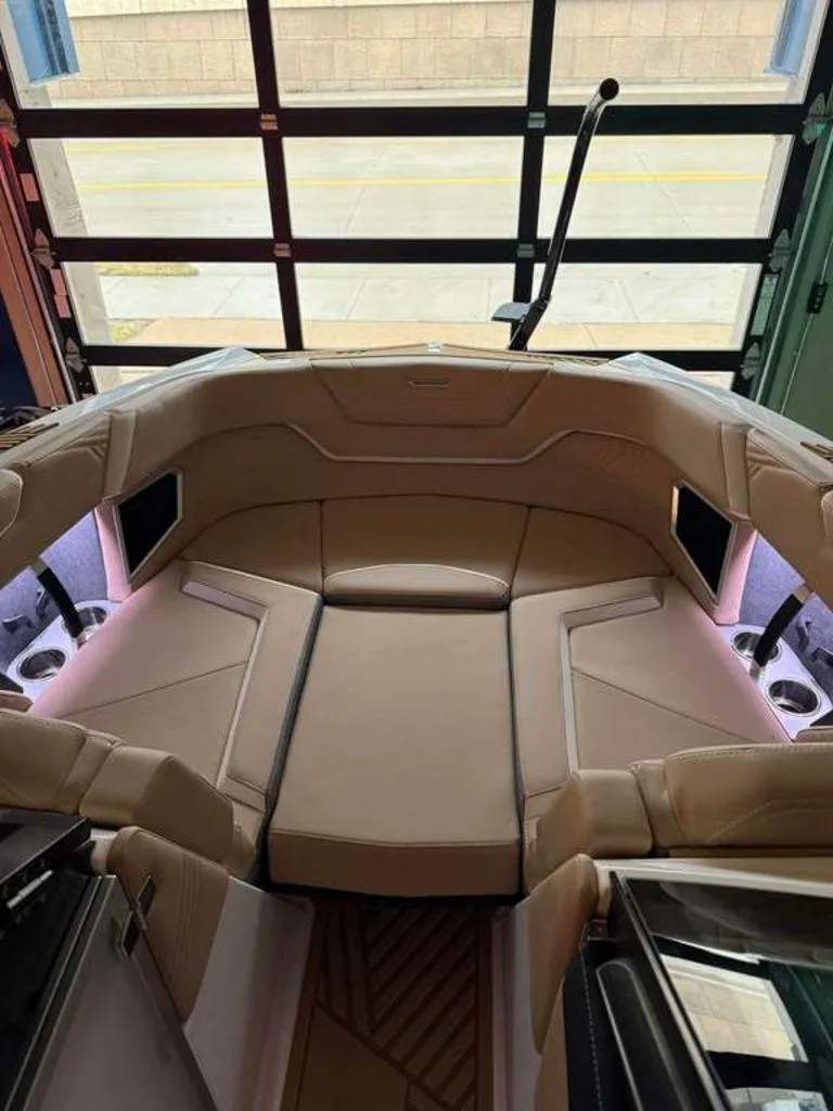 Slide: The Image of MasterCraft XStar 23 2025 - 5