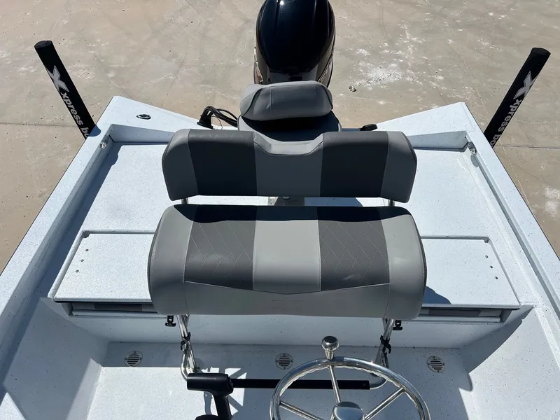 Slide: The Image of Xpress H20B Bay 2025 - 21