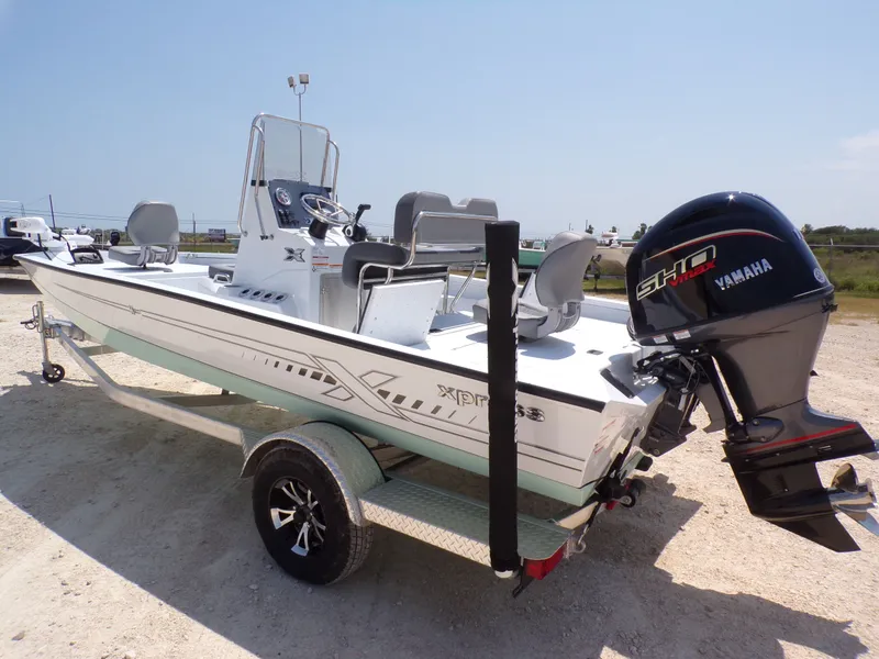 Slide: The Image of Xpress H20B Bay 2025 - 10