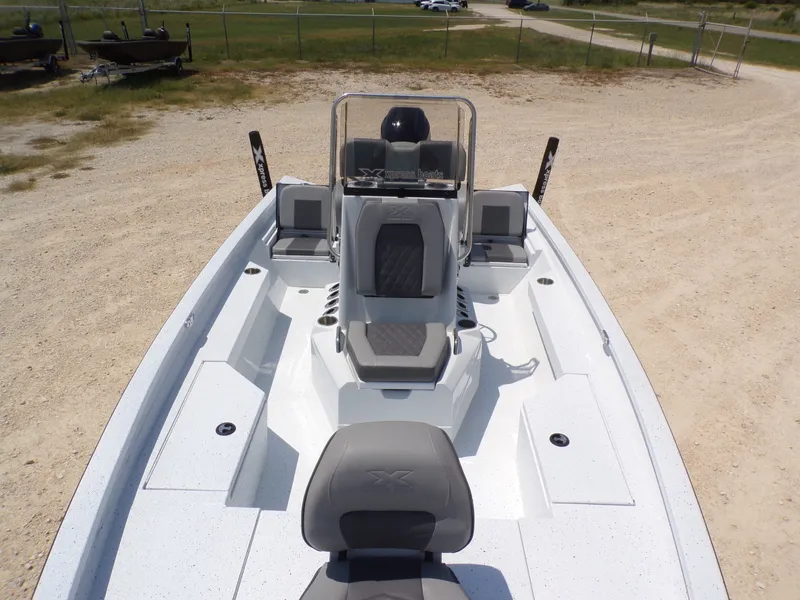 Slide: The Image of Xpress H20B Bay 2025 - 12