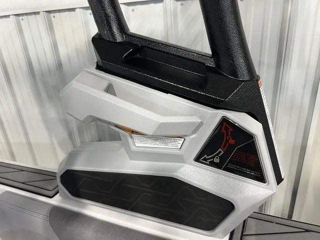 Slide: The Image of Nautique Super Air Nautique GS22 2025 - 21